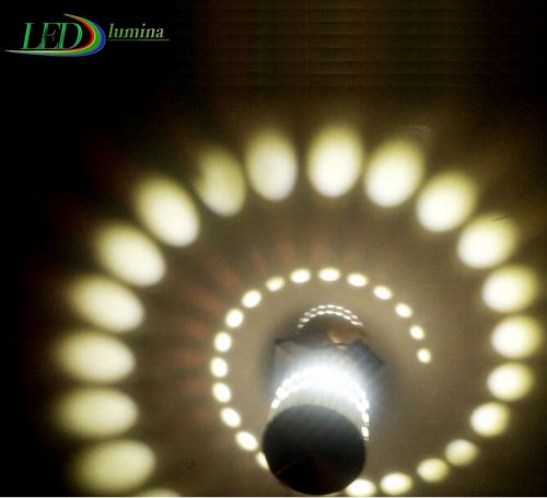 LED sieninis-lubinis šviestuvas 3D 3W šilta balta šviesa