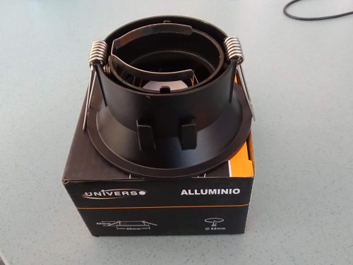 Akcentinis LED šviestuvas juodas reguliuojama šviesos kriptis