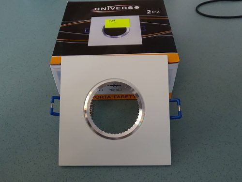 Akcentinis LED šviestuvas juodas baltas