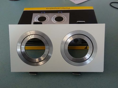 Akcentinis LED šviestuvas kryptinis dvigubas baltas