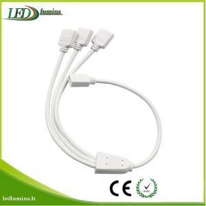 Jungtis šakotuvas RGBW LED juostai 1x3 su 5 Pin jungtim