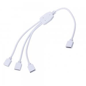 1x3 RGB šakotuvas LED juostai 4Pin