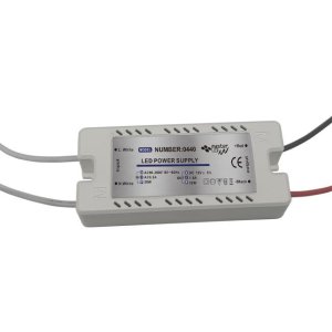 12V 18W 1.5A Maitinimo šaltinis